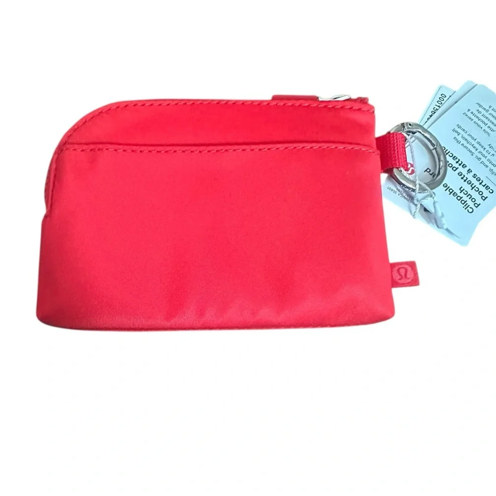 Lululemon Clippable Card Pouch NWT Lulu Red‎ White